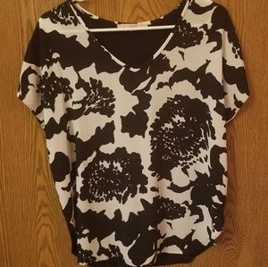 Loft short sleeve blouse